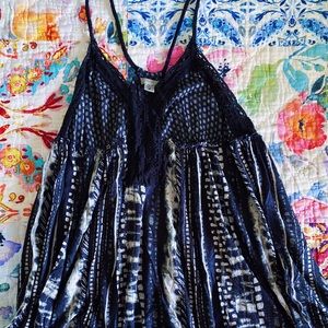 Flowy, Black and White Ecoté tank top